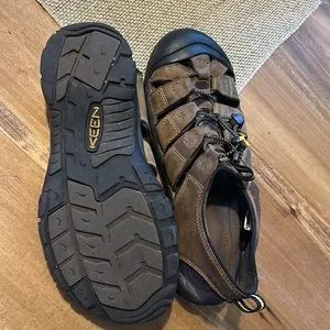 Leather KEEN sandals, size 12 men’s, great condition 225738_6971_41?hei=1095&wid=  main image 2